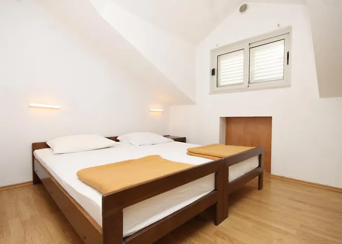 By The Sea Brna, Korcula - 9149 *