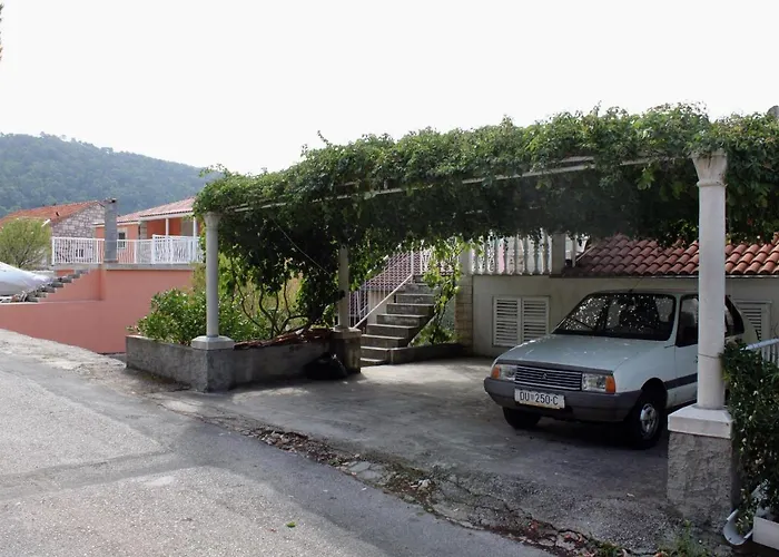 By The Sea Brna, Korcula - 9149 *